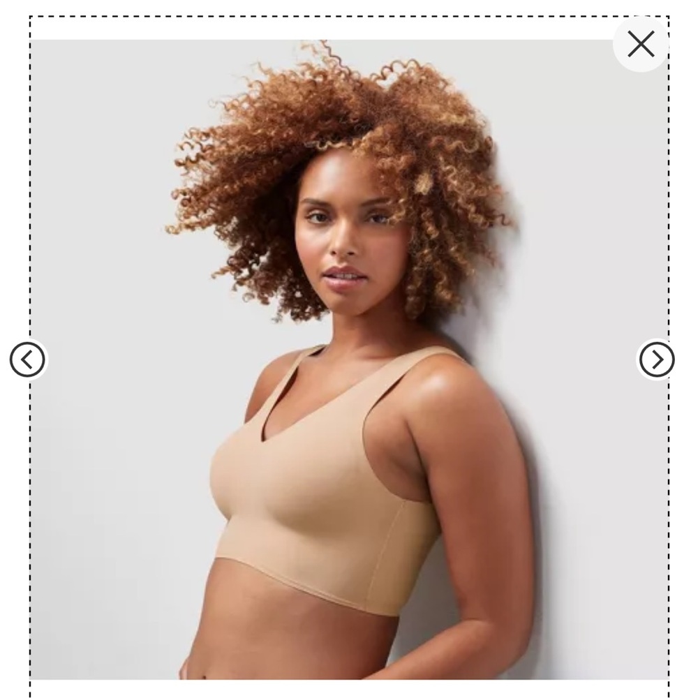 Tan Seamless Bra with Wide Straps and Ribbed Band